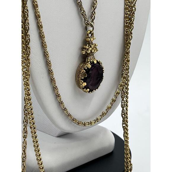 Goldette Vintage Purple Glass Intaglio Cameo Silhouette 3 Strand Chain Necklace - Picture 3 of 16